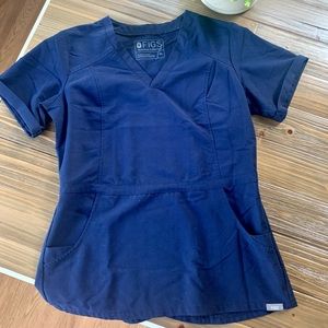 FIGS Flores Peplum Scrub Top